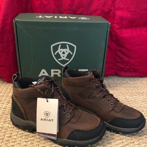 Men’s Ariat Hiking Boots. New in box!